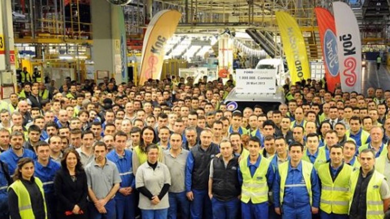 1 milyonuncu Ford Transit Connect  Kocaeli’nde törenle hattan indirildi