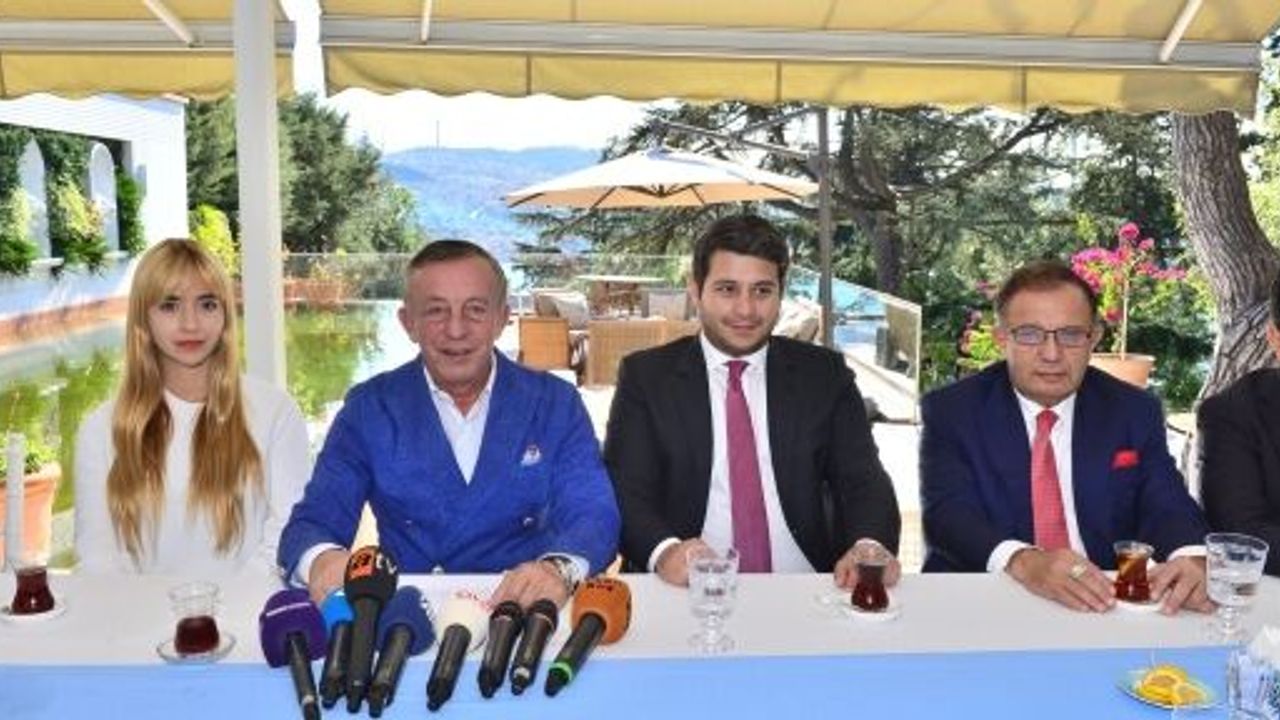 AĞAOĞLU'NDAN, AMPUTE MİLLİ FUTBOL TAKIMI OYUNCULARINA BÜYÜK JEST