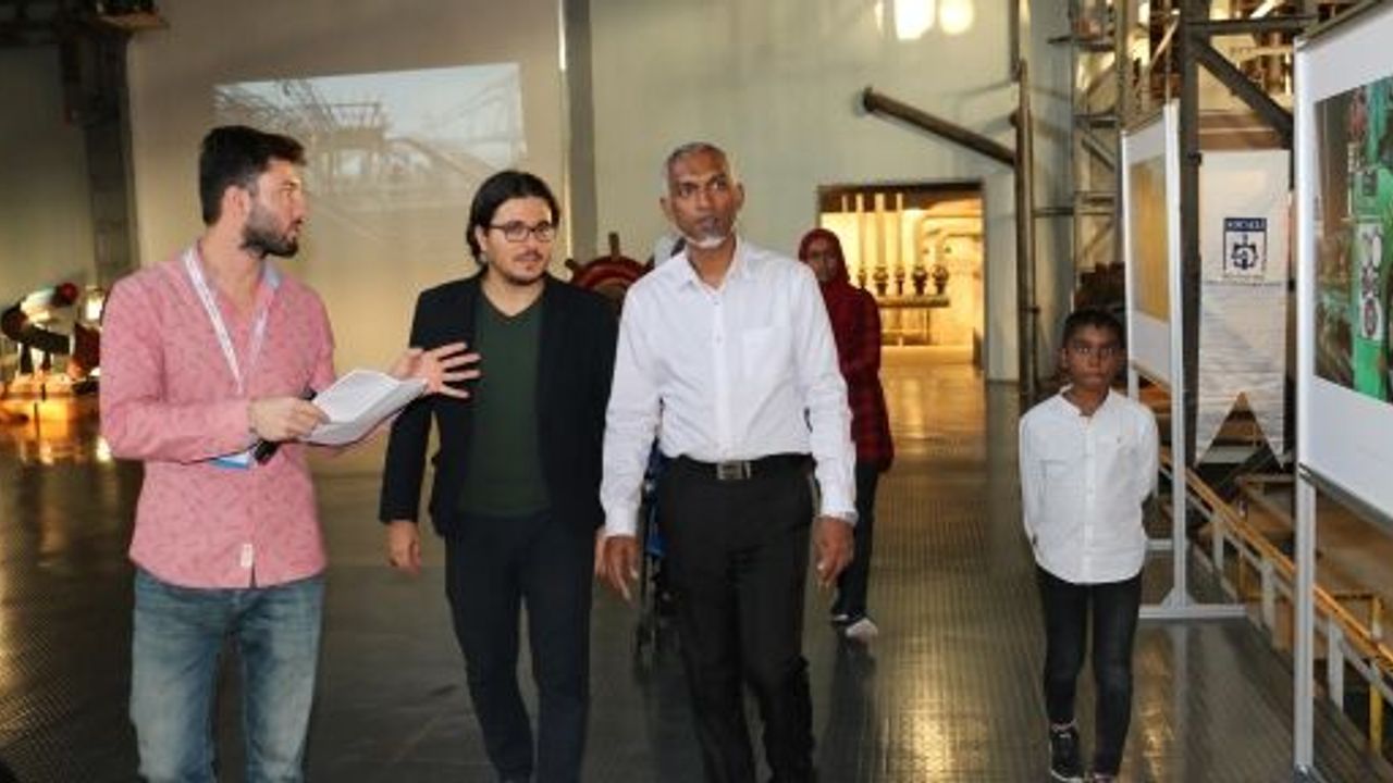 MALDİVLİ BAKAN SEKA KAĞIT MÜZESİ'Nİ GEZDİ