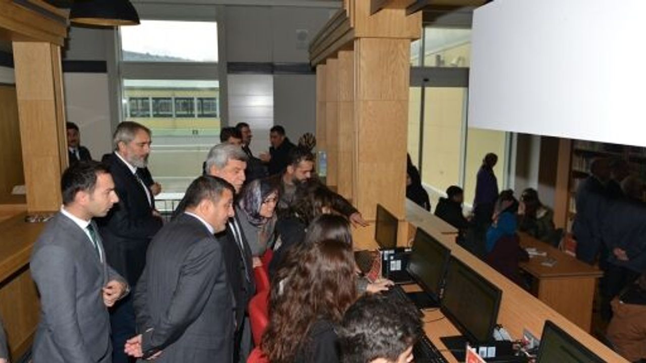 ‘’18 BİN E-KİTAP OKUYUCULARINI BEKLİYOR’’