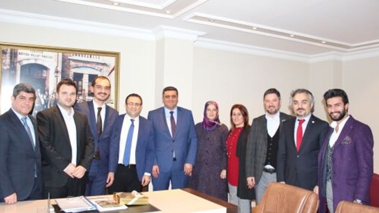 AK PARTİ İZMİT'TEN BARO ZİYARETİ