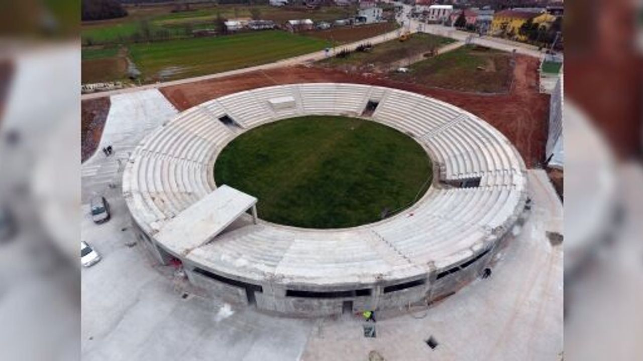 GÜREŞLERİN YENİ MERKEZİ ER MEYDANI
