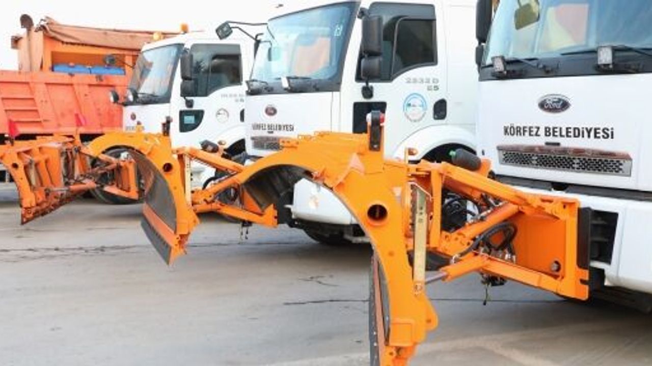 KÖRFEZ'DE KAR TİMLERİ TEYAKKUZDA