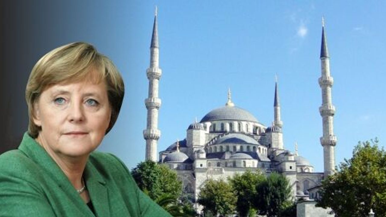 ALMANYA'DAN SKANDAL KARAR '' EZAN'I YASAKLADILAR ''