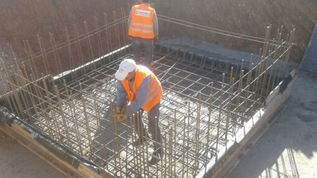 DERİNCE İHL SPOR SALONU'NUN ÇALIŞMALARI BAŞLADI