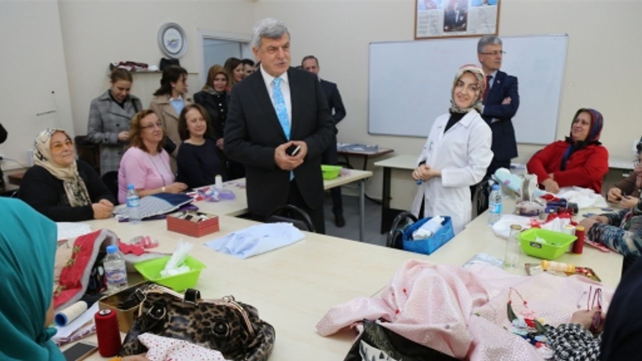 KARAOSMANOĞLU GÖLCÜK KO-MEK'İ ZİYARET ETTİ