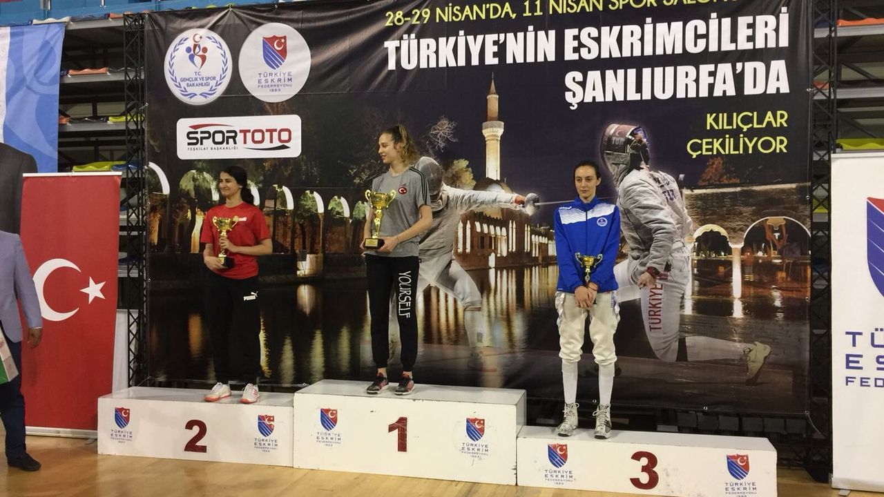 Kağıtsporlu Eskrimciler Şanlıurfayı boş geçmedi