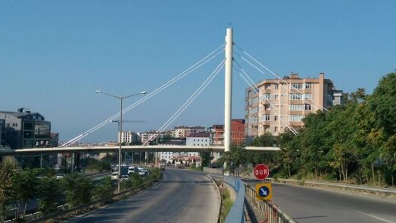 GEBZE’NİN İKİ YAKASI KÖPRÜYLE BİRLEŞİYOR