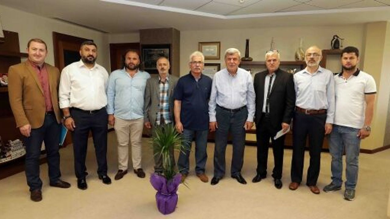 Karaosmanoğlu, “Esnafımızın derdi de sevinci de bizimdir”