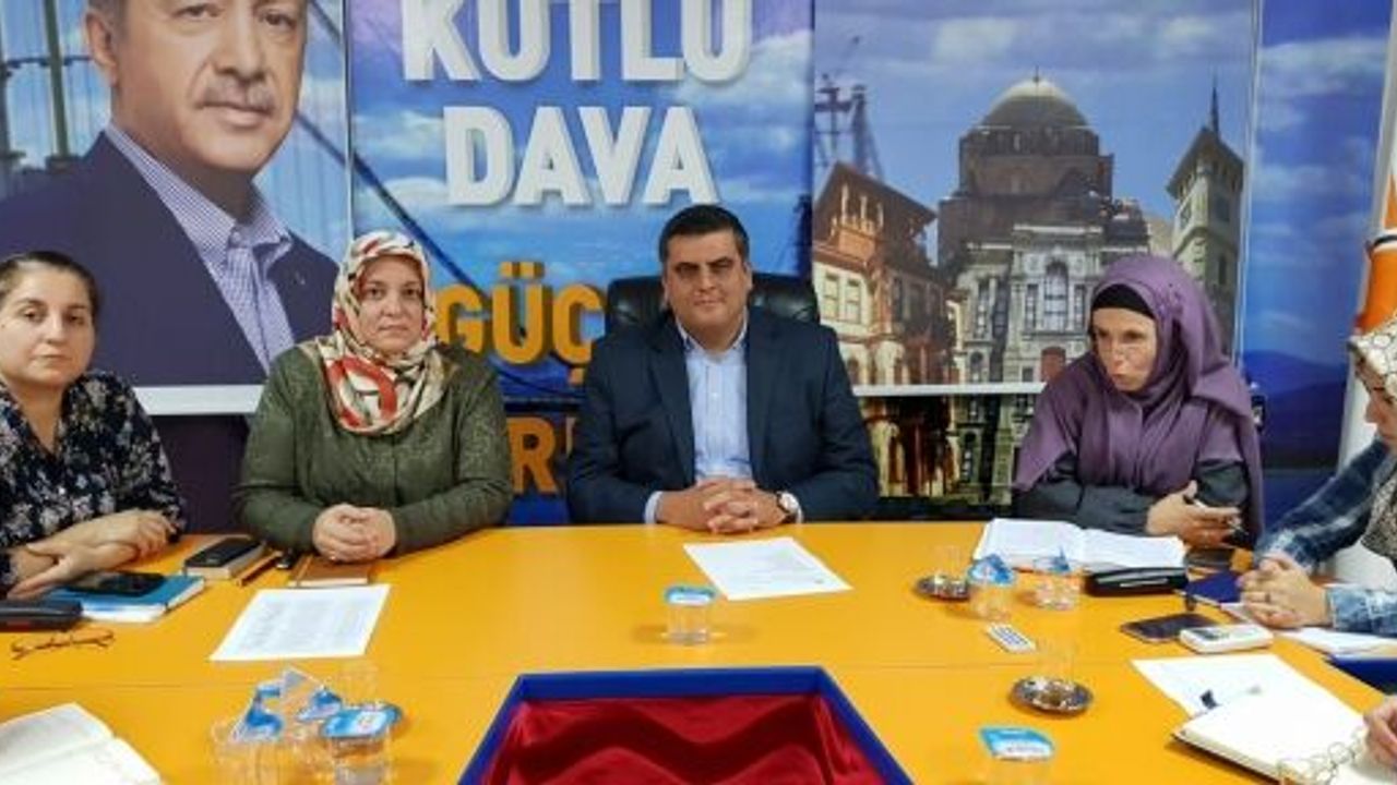 Başkan Ayaz’dan, AK Kadın İzmit’e Teşekkür
