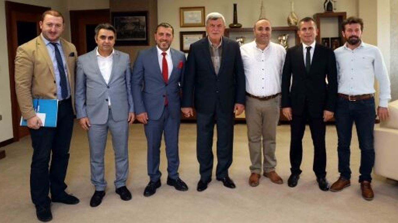 BAŞKAN KARAOSMANOĞLU, “YENİ BÜYÜK TÜRKİYE İÇİN ÇOK ÇALIŞMALIYIZ”
