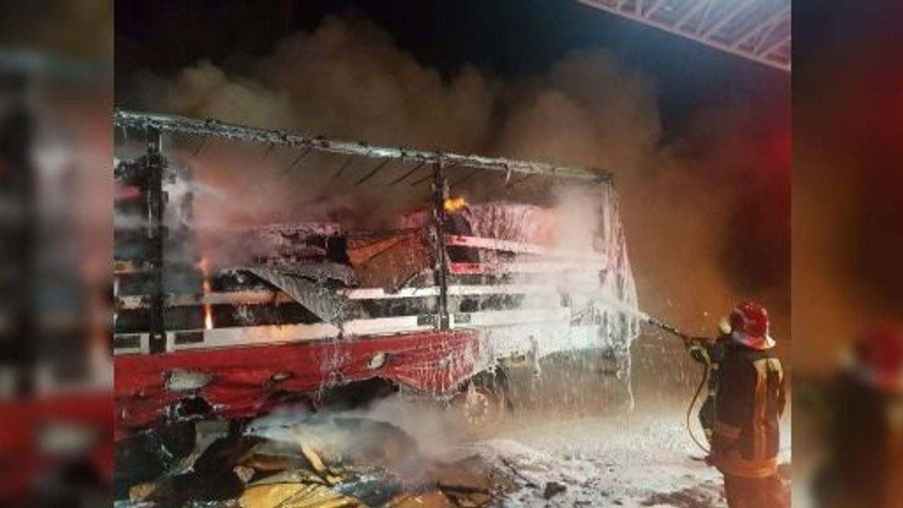 KÖRFEZ'DE  TIR ALEV ALEV YANDI..!