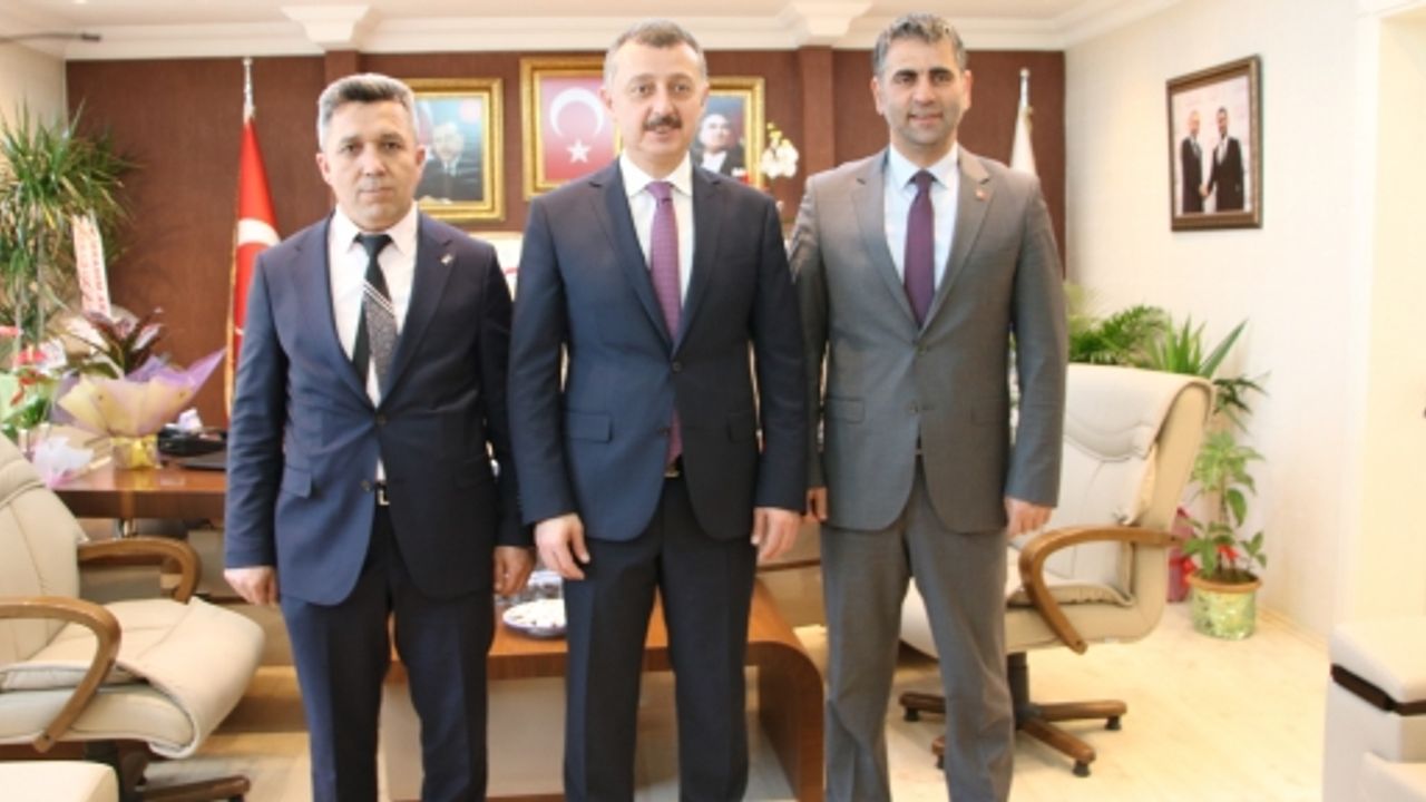 Başkan Büyükakın’dan Başkan Adnan Turan’a Hayırlı Olsun Ziyareti