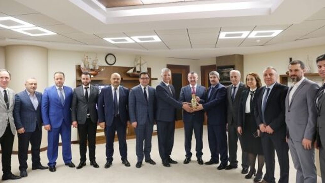 KOTO Heyetinden, Başkan Büyükakın’a ‘Hayırlı Olsun’ Ziyareti