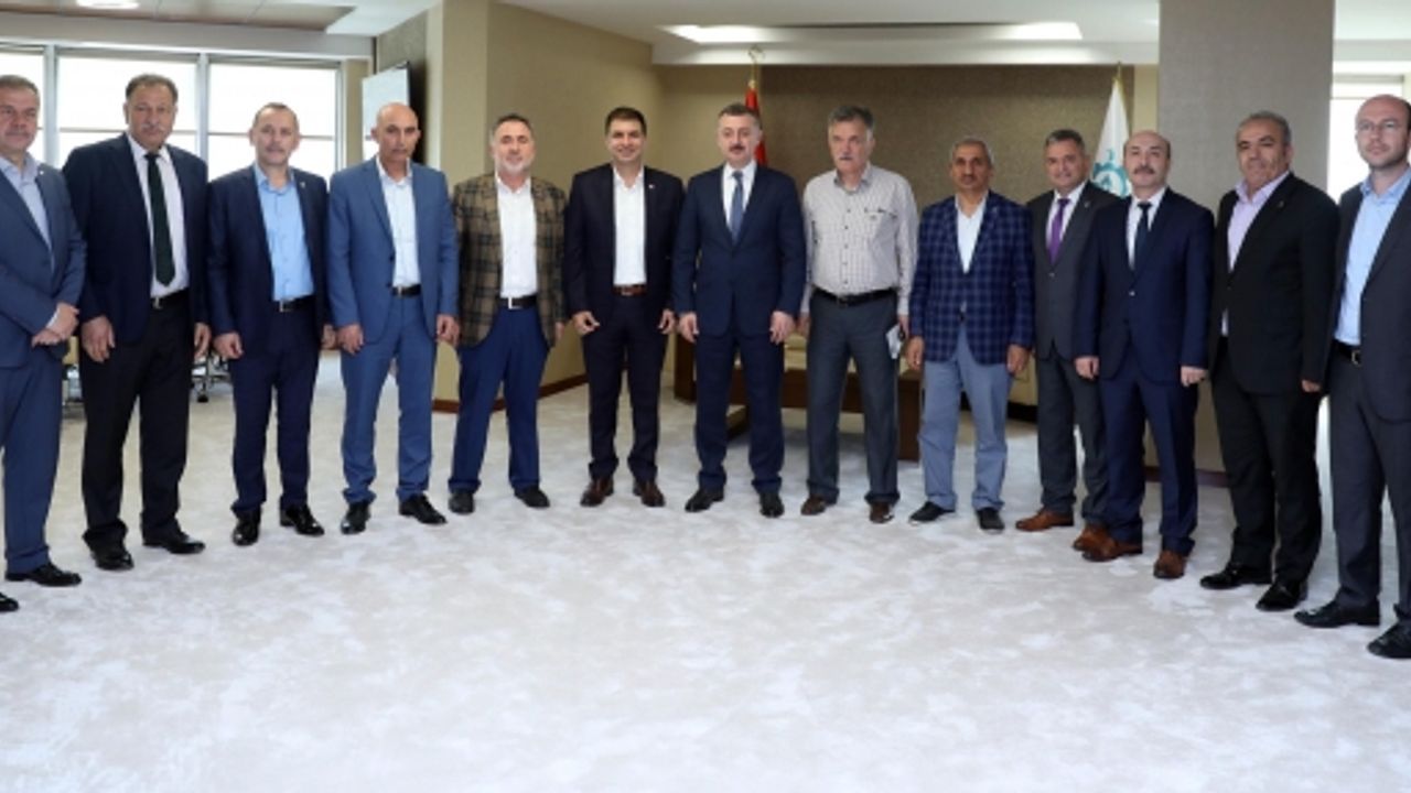 BAŞKAN BÜYÜKAKIN; '’BAYRAĞIMIZA VE TÜM KUTSALLARIMIZA SAHİP ÇIKTINIZ’’