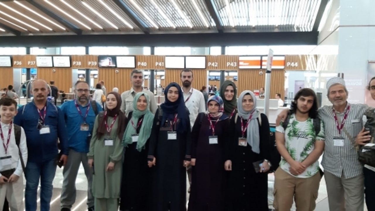 MİKAV Başarılı Öğrencileri Umre İle Ödüllendirdi