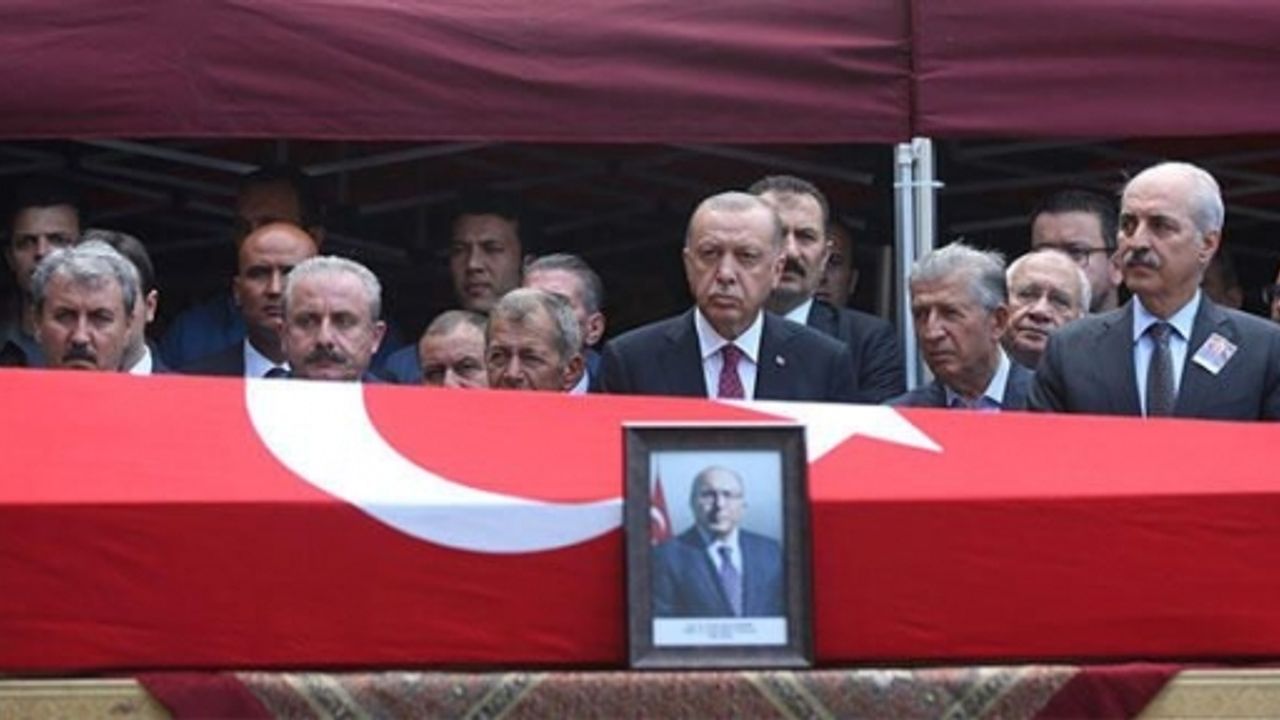 PROF. DR. HALUK DURSUN SON YOLCULUĞUNA UĞURLANDI