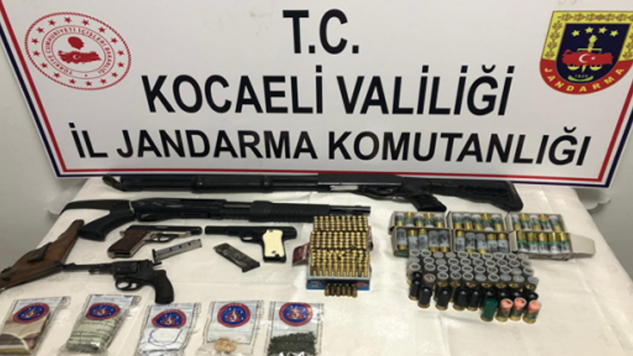UYUŞTURUCU VE SİLAH KAÇAKÇILIĞINA GEÇİT YOK