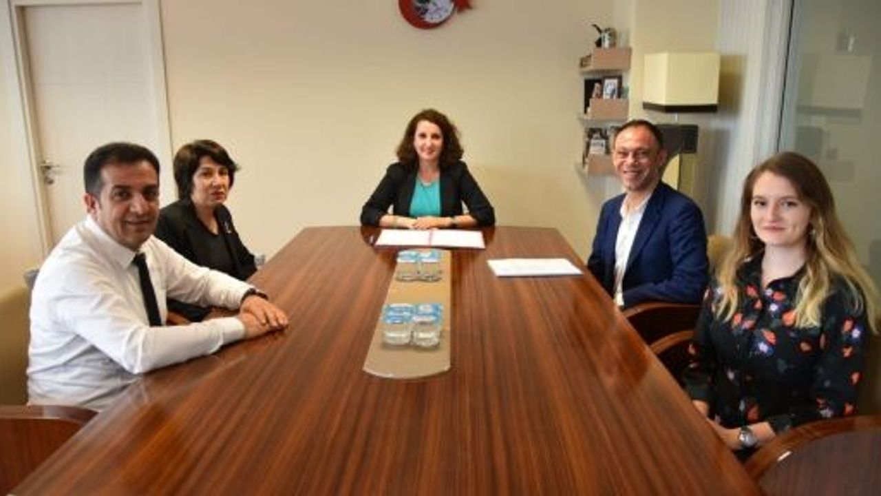 İzmit’te Tekstil Atıkları Ekonomiye Kazandırılıyor