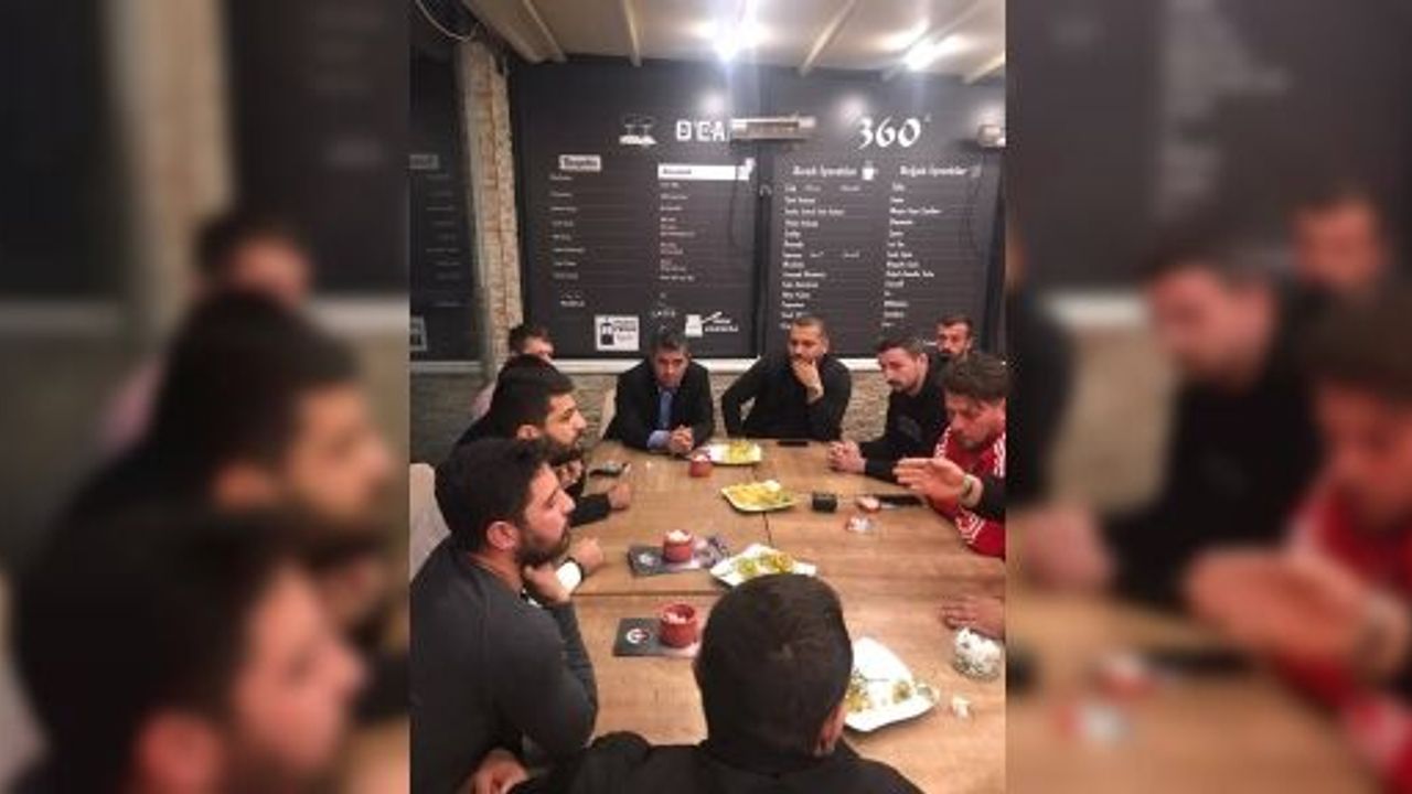 Başkan Turan, Kafe Sahipleriyle Bir Araya Geldi