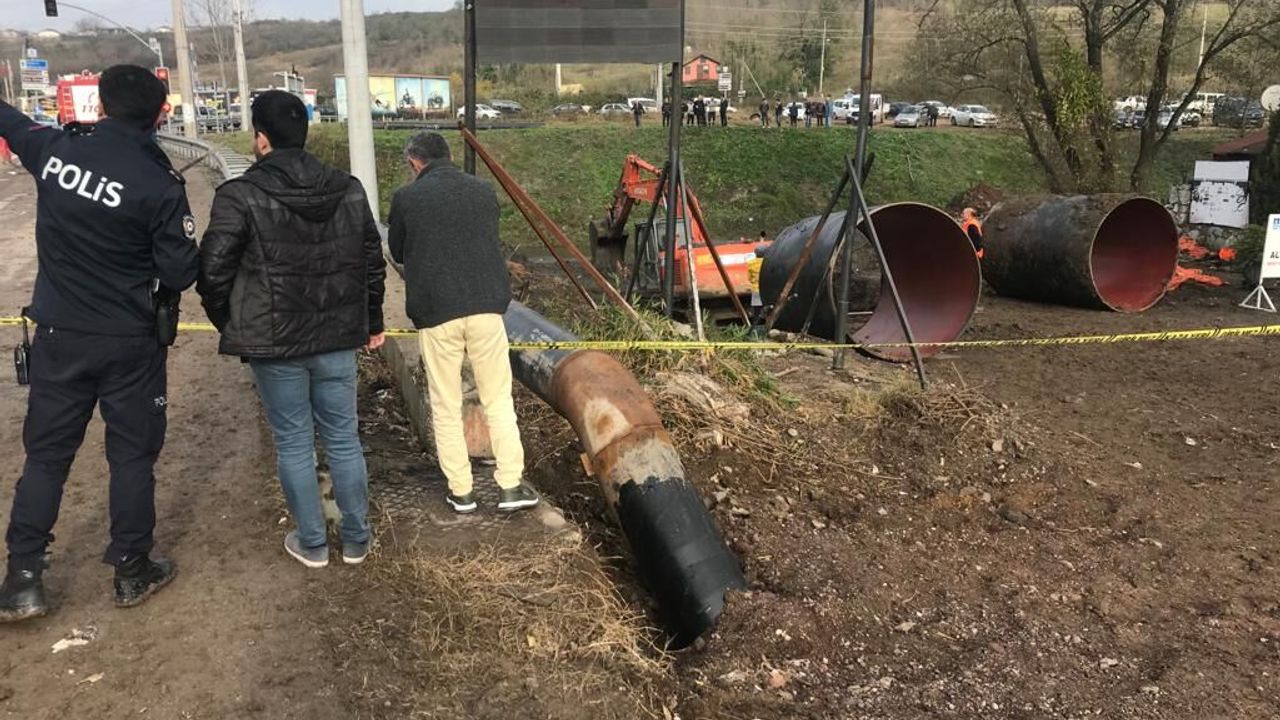 GÖÇÜK ALTINDA KALAN İSU İŞÇİSİ KURTARILAMADI