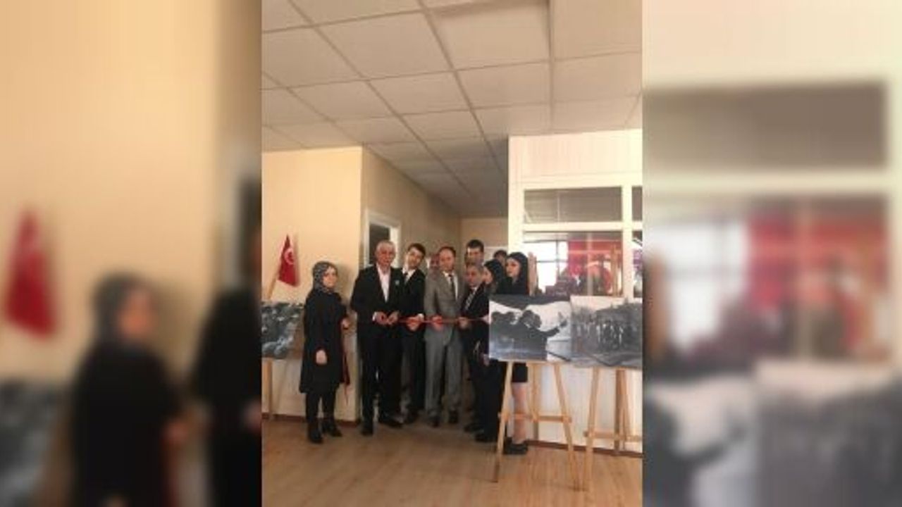 Gülünce Eğitim Kurumu’nda Atatürk Sergisi Açıldı