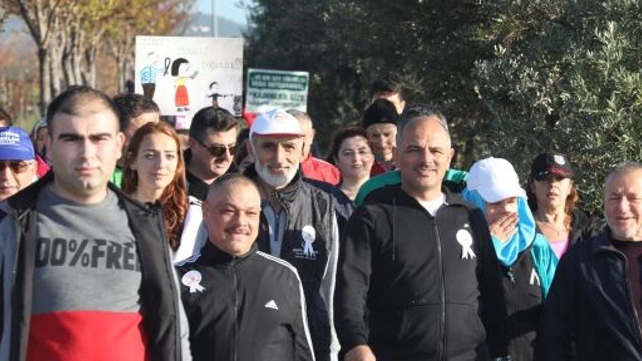    KÖRFEZLİLER ‘ŞİDDETE HAYIR’ DEMEK İÇİN YÜRÜDÜ