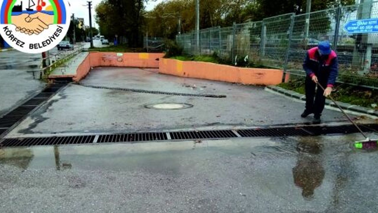 Mazgallar Temizleniyor Kırılanlar Yenileniyor