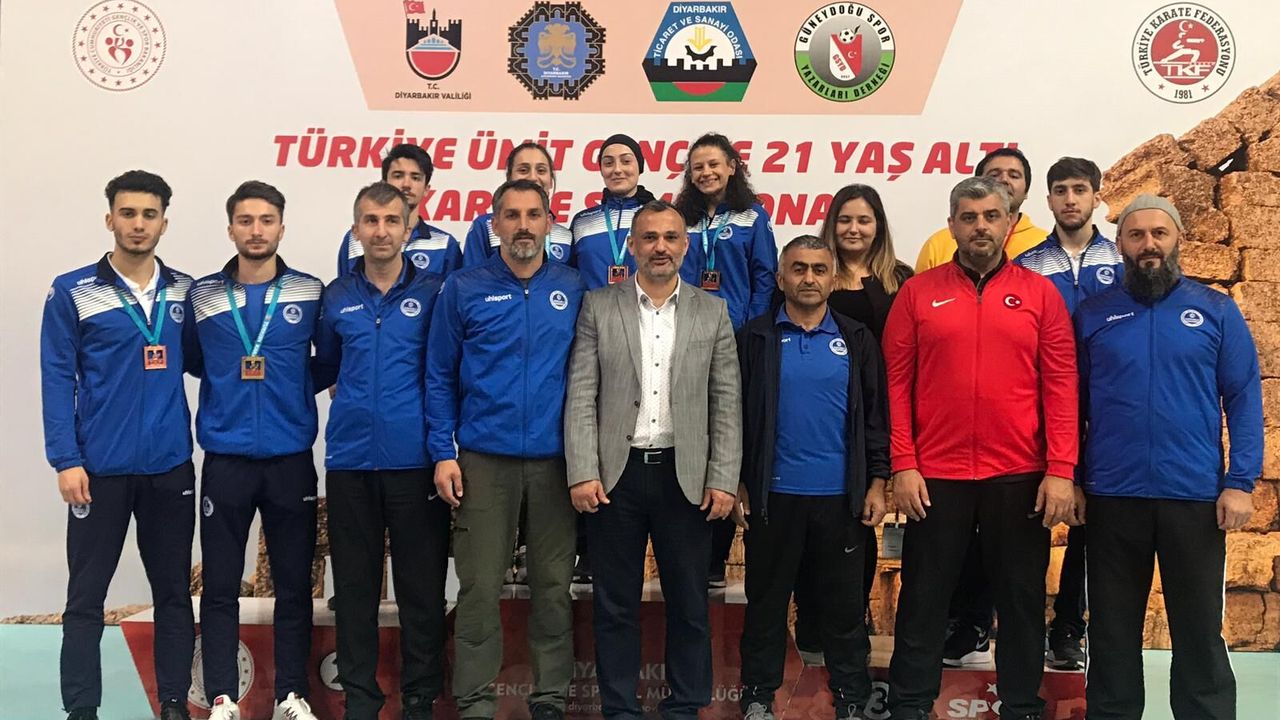 Türkiye Şampiyonasında Kağıtspor Rüzgârı Esti