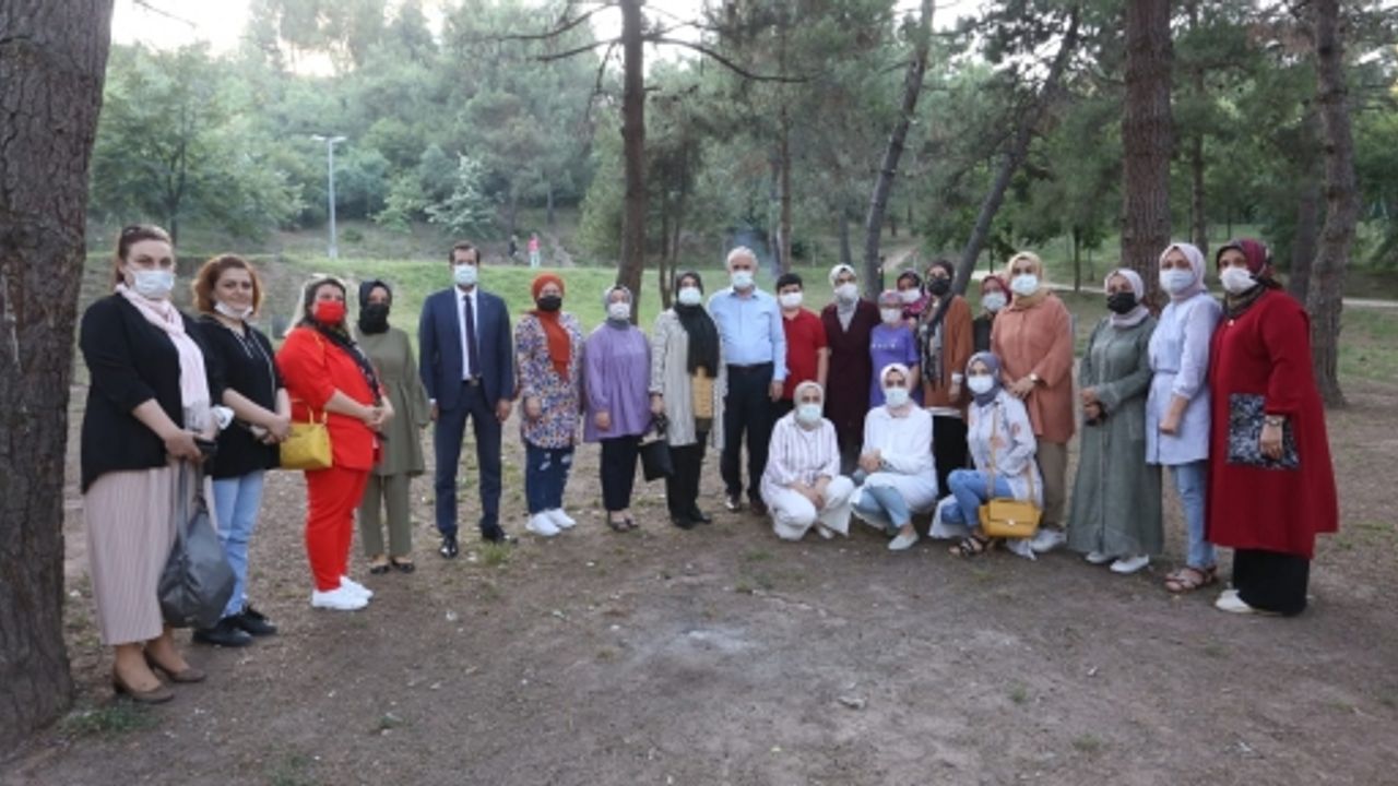 AK Parti Sırrıpaşa Ailesi Bir Arada