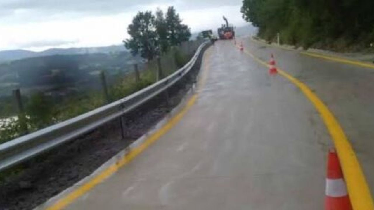 Dört Köyü Birbirine Bağlayan Yol Artık Daha Güvenli