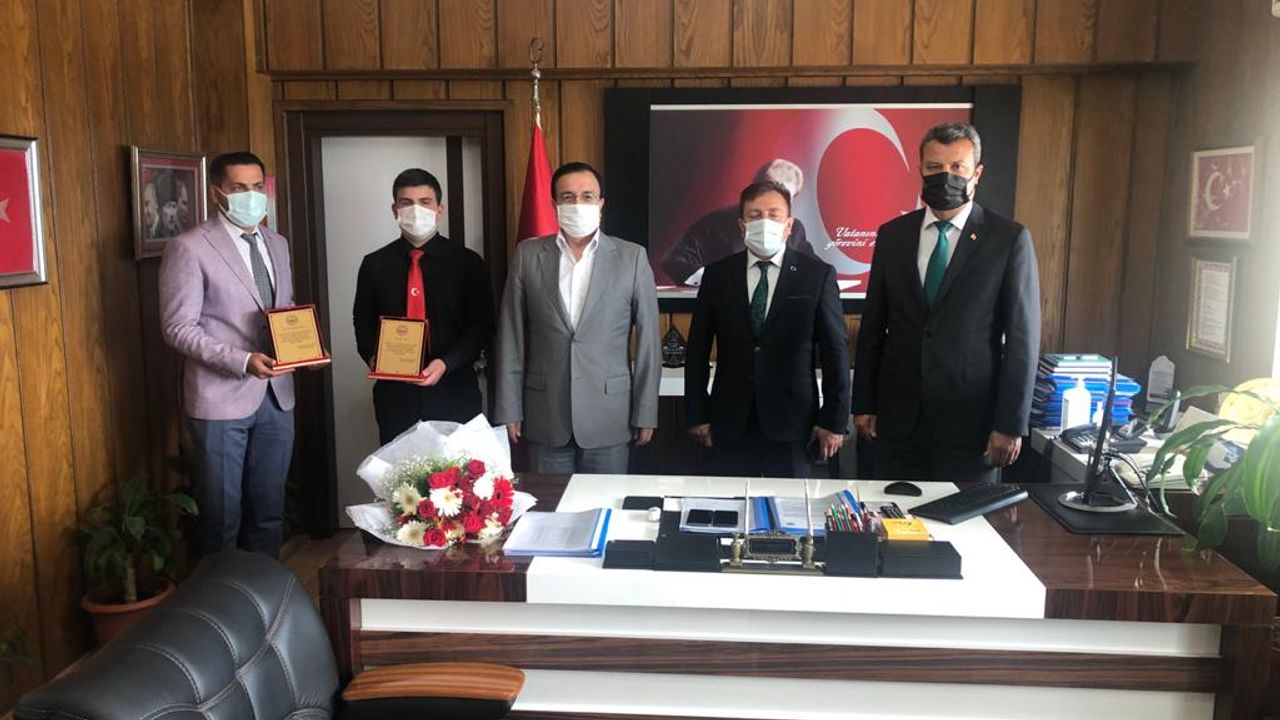 KAYMAKAM BİLGİN; TÜBİTAK YARIŞMASININ KAHRAMANLARINI KABUL ETTİ