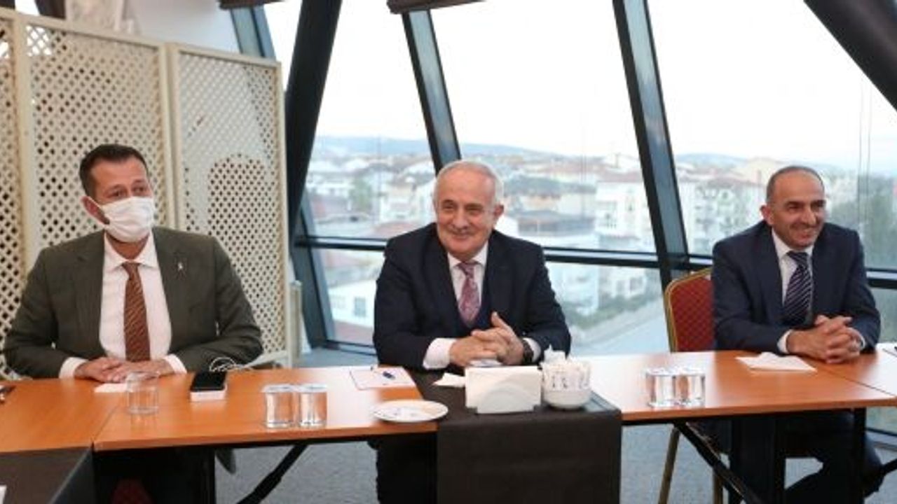 Başkan Aygün İstişarelerine Devam Ediyor