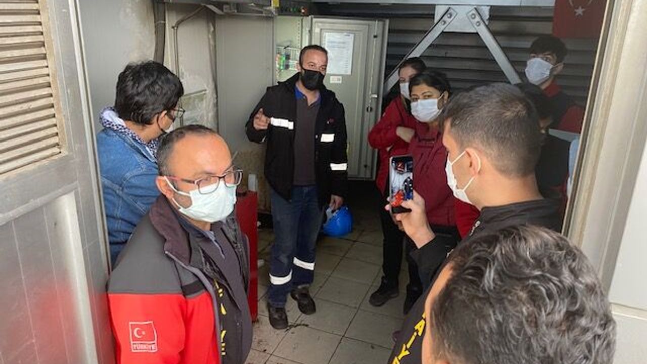 Kocaeli İtfaiyesi’ne Asansörlerden Kurtarmaya Hazırlık Eğitimi