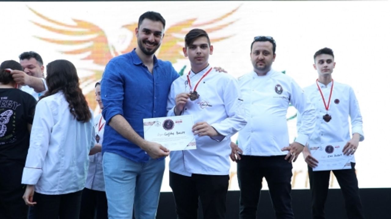    4. İstanbul Aşçılar Festivalinden Madalya ile Döndüler