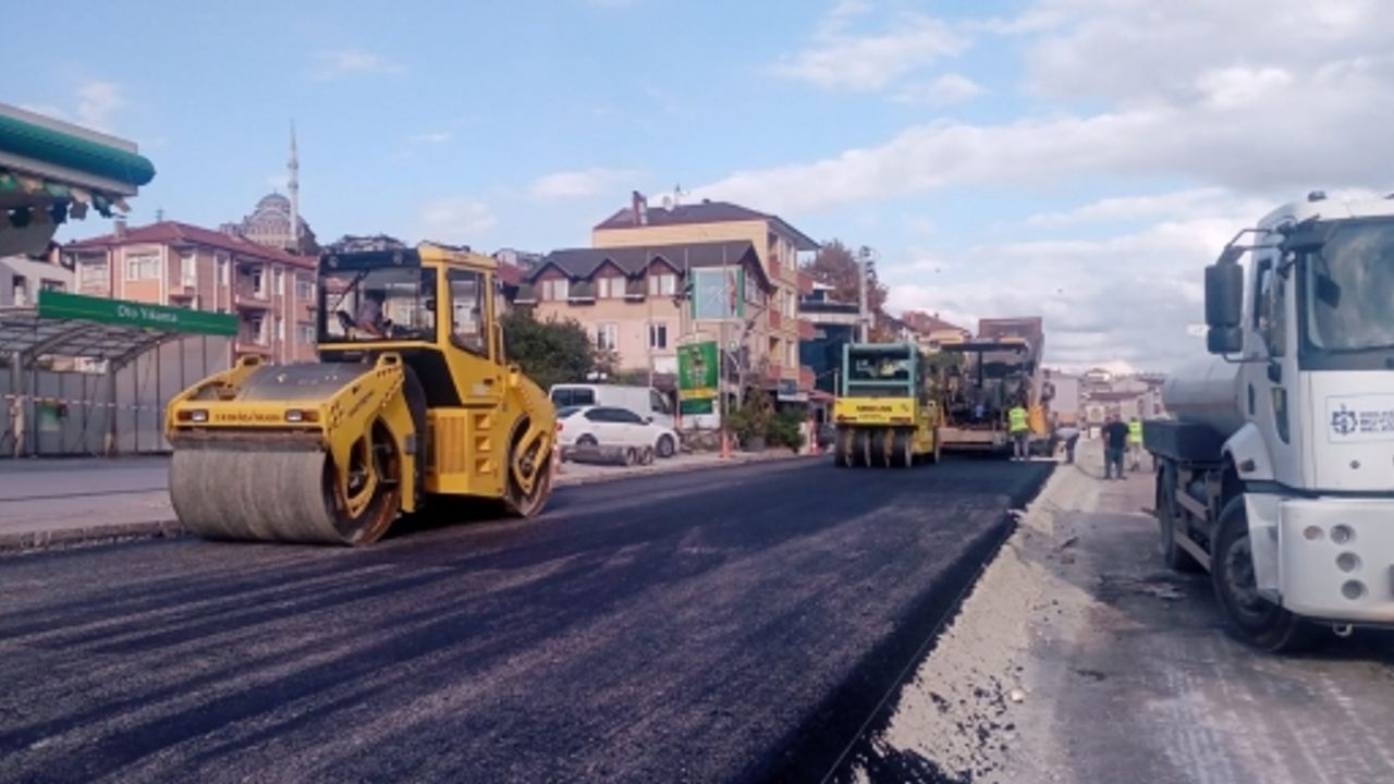 Kuruçeşme Tramvay Hattında Yan Yollar Asfaltlandı