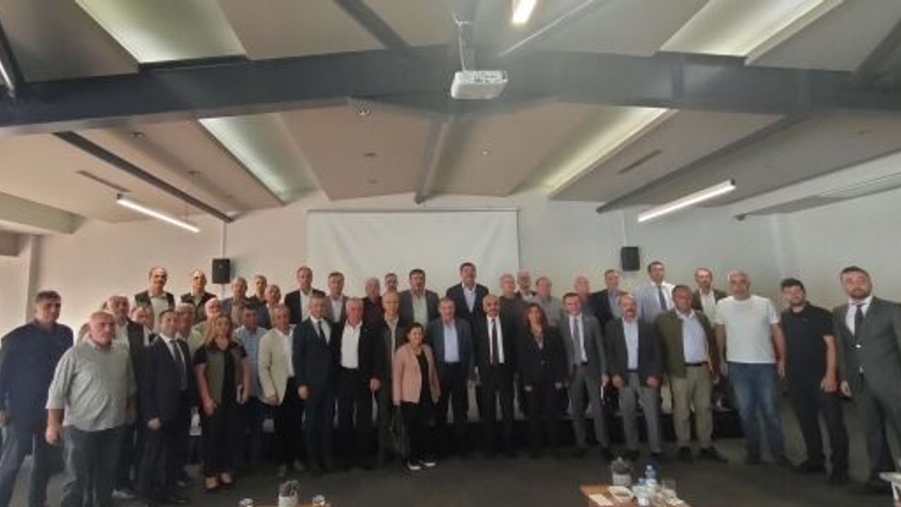 Şeker, Kırsal Mahalle Muhtarlarıyla Bir Araya Geldi