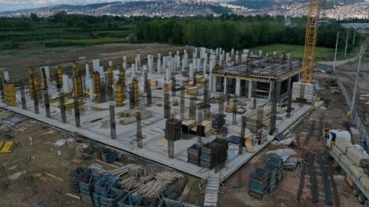 Gıda Üretim Tesisinin Kolon İmalatları Sürüyor