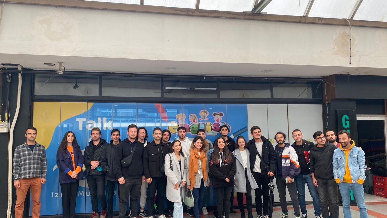 İzmit Belediyesi İngilizce Konuşma Atölyesi Etkinliklerine Başladı 