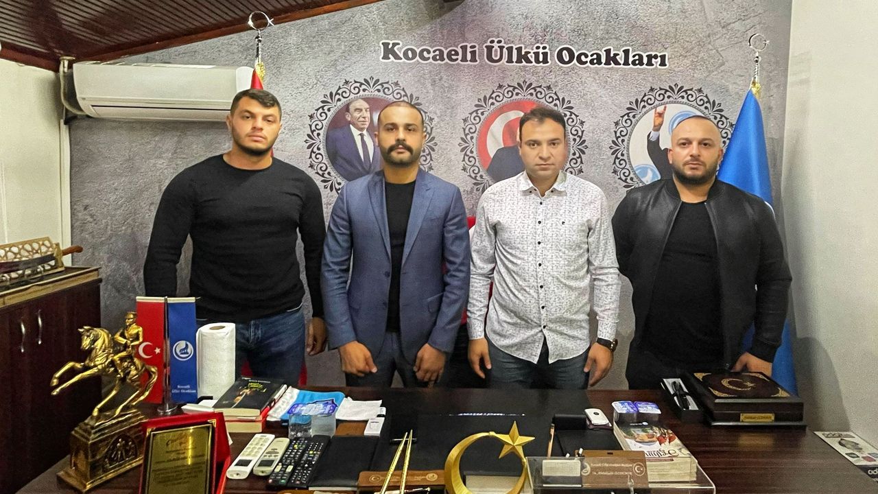 Türkoğlu ve Özdemir’den  Önce Vatan Vurgusu