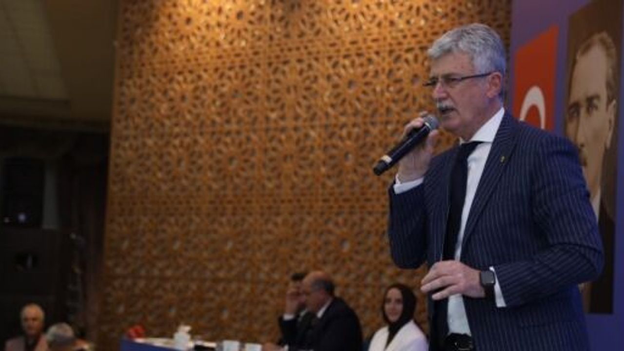 ELLİBEŞ: “TÜRKİYE YÜZYILI’NIN İLK IŞIĞI İZMİT’TE YANDI”