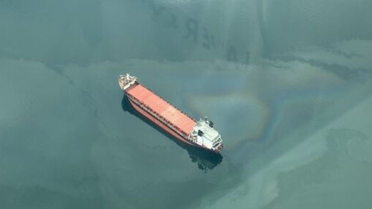 İzmit Körfezi’ni Kirleten Gemiye Af Yok