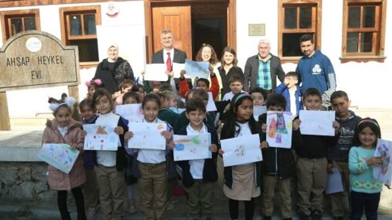 Minik Öğrenciler Yali Evleri'nde Masal Gibi Bir Gün Geçirdi