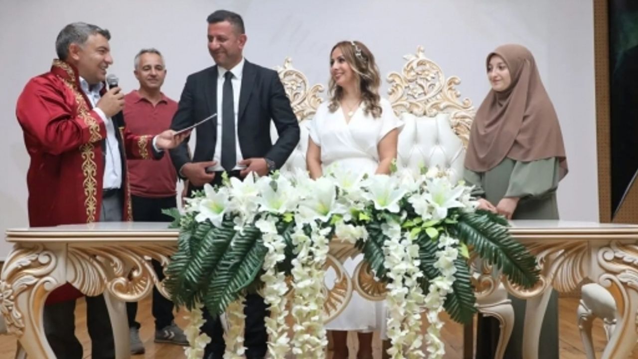 Dilovası’nda 2022 Yılında 440 Nikah Kıyıldı  