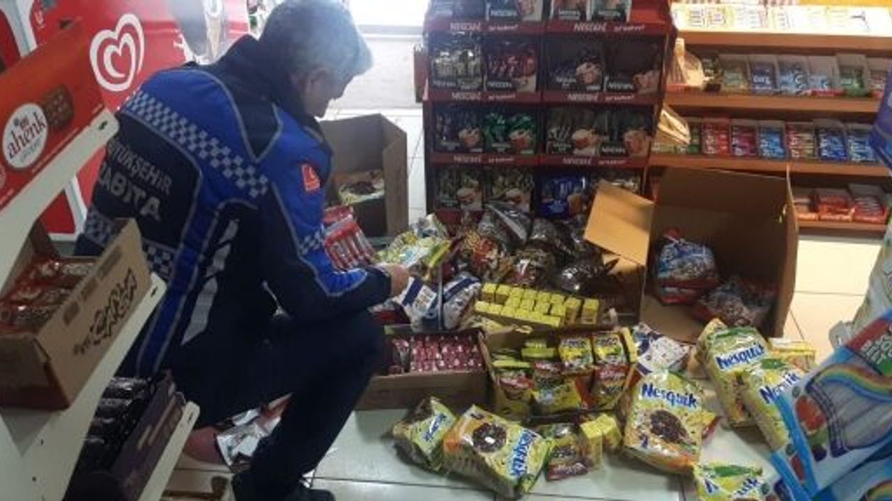 Büyükşehir Zabıtası Tarihi Geçmiş Yüzlerce Ürüne El Koydu