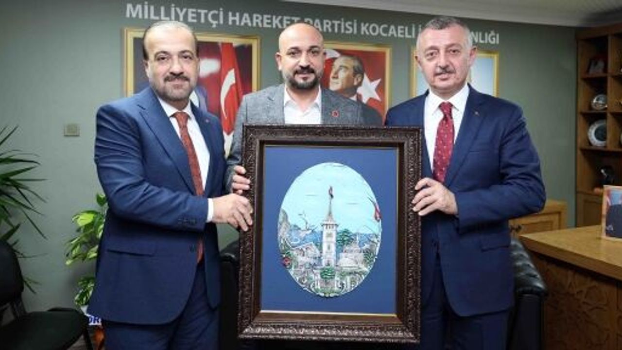 Başkan Büyükakın,  MHP İl Başkanını Demirbaş'ı Tebrik Etti