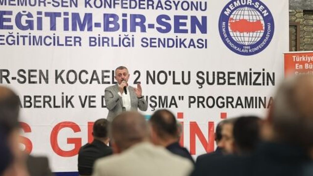 Başkan Büyükakın: "Vesayet Rejimine Karşı, Halkın Yanında Oldunuz"