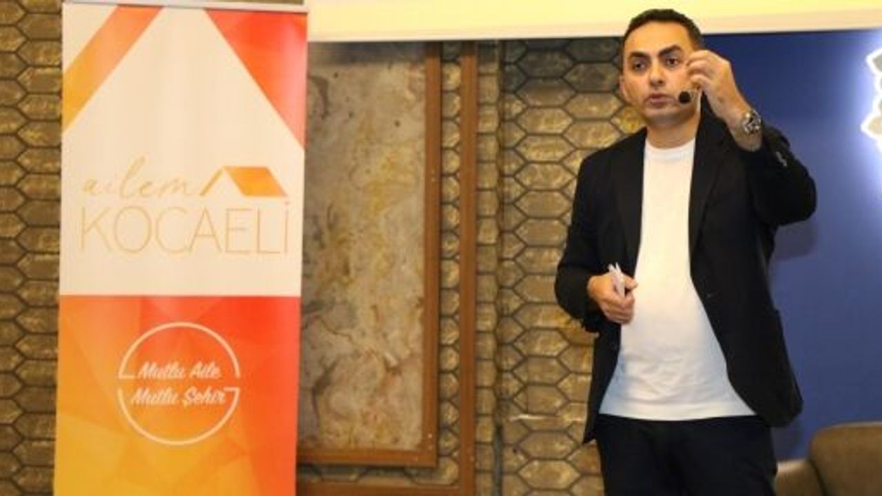 Budak: ‘’Yalnız Olmadığını Bilmek İyi Hissettirir’’