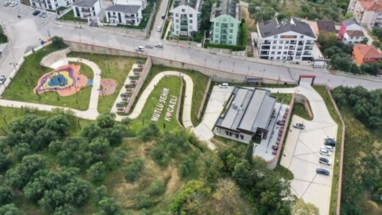    Karamürsel Seyir Terası Misafirlerini Ağırlıyor