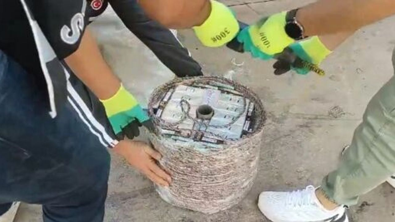 Otobüsteki Kaçak Sigara Zulası Hayrete Düşürdü